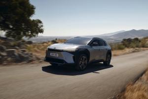 Toyota bZ4X AWD 2021 года  (WW)